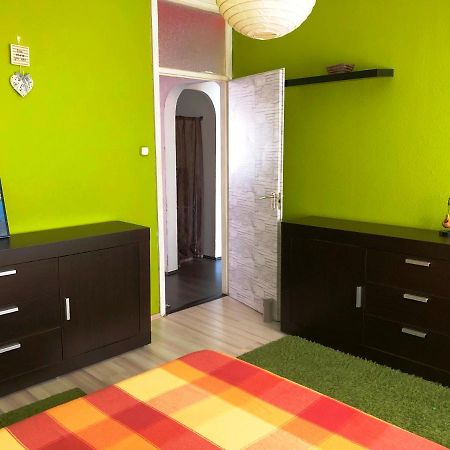 Lilla vendéglakás Zalaegerszeg szívében Apartamento Exterior foto