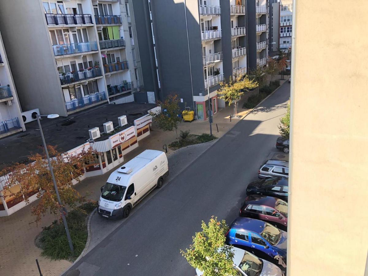 Lilla vendéglakás Zalaegerszeg szívében Apartamento Exterior foto