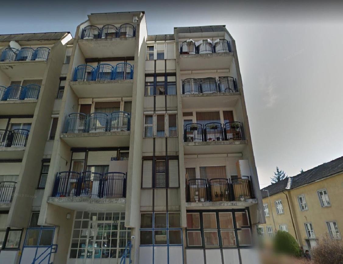 Lilla vendéglakás Zalaegerszeg szívében Apartamento Exterior foto