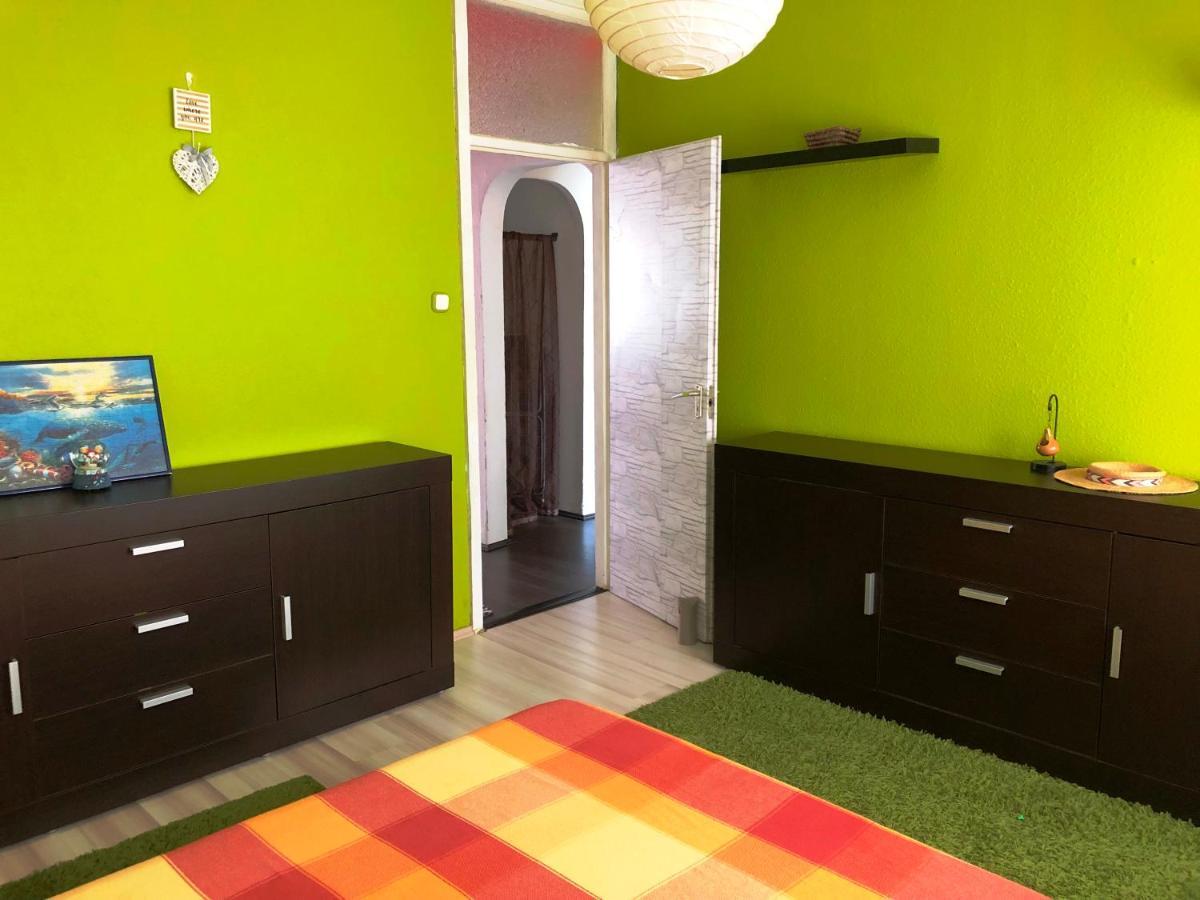 Lilla vendéglakás Zalaegerszeg szívében Apartamento Exterior foto